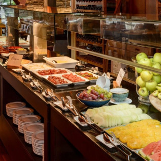 Escapada en Villa Deluxe con Spa y Desayuno en Hotel & SPA Monasterio de Boltaña 5* (Boltaña, Huesca) 