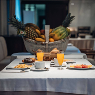 Escapada con Desayuno en Hotel Cándido 4* (Segovia)