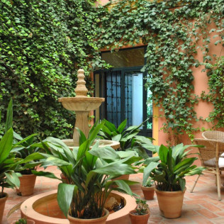 Escapada con Bañera Hidromasaje en Hotel El Rincón de las Descalzas 3* (Carmona, Sevilla)