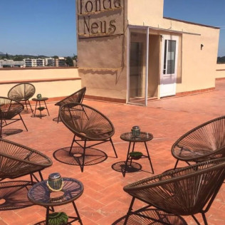 Escapada con Desayuno en Hotel Fonda Neus (Sant Sadurní d'Anoia, Barcelona)