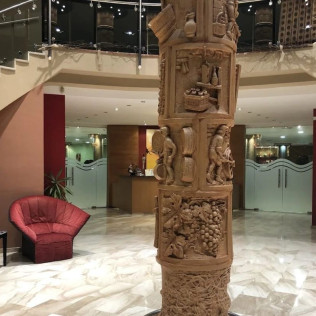Escapada con Desayuno en Hotel Fonda Neus (Sant Sadurní d'Anoia, Barcelona)