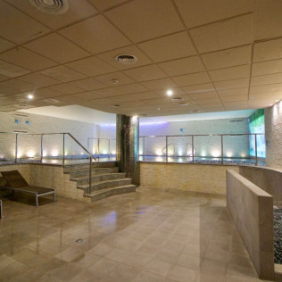 Circuito Spa para dos en Hotel Granada Palace 5* (Granada)