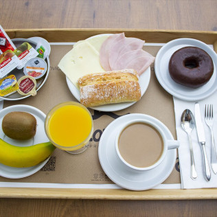 Escapada con Desayuno y Opción a Habitación Superior en Hotel La Terraza (Miño, A Coruña)