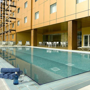 Escapada de 2 noches en Hotel Macià Real Alhambra 4* con Baños Árabes (Granada)