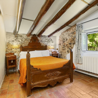 Escapada con Desayuno en Hotel Rural Mas Torrencito - Pet friendly (Parets d'Empordà, Girona)