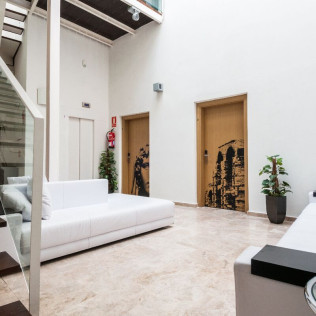 Escapada con Bañera Hidromasaje en Akla Hotel Mérida 4* (Mérida, Badajoz)