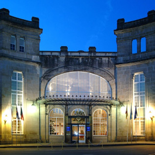 Escapada con Circuito Termal Palacio del Agua y Cena en Hotel Balneario de Mondariz 4* (Pontevedra)