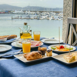 Escapada con Desayuno en Hotel O Son do Mar (Sanxenxo, Pontevedra)