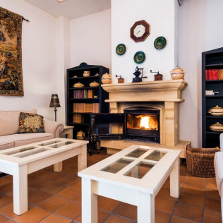 Escapada de 2 Noches con Cena en Hotel Palacio las Manillas 3* (Sabiote, Jaén)