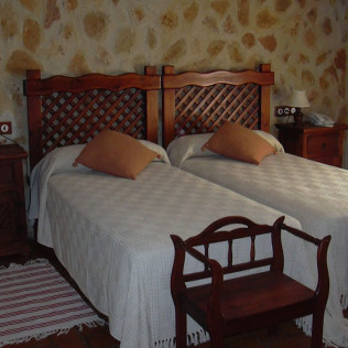 Escapada con Bañera Hidromasaje en Hotel Rural La Sinforosa 4* (Badajoz)