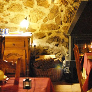 Escapada con Cena en Hotel Rural La Trocha de Hoyorredondo 4* (Hoyorredondo, Ávila)