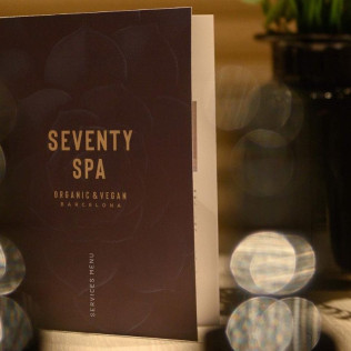 Zona de Aguas, Love Massage y Copa de Cava para dos en Seventy Spa del Hotel Seventy Barcelona 4* (Barcelona)