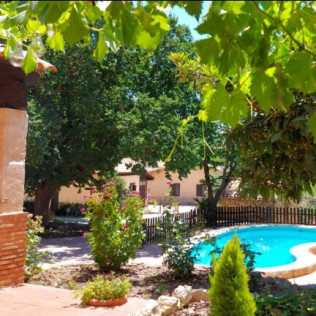 Escapada con Menú Degustación en Hotel Spa Enoturismo Mainetes (Albacete)