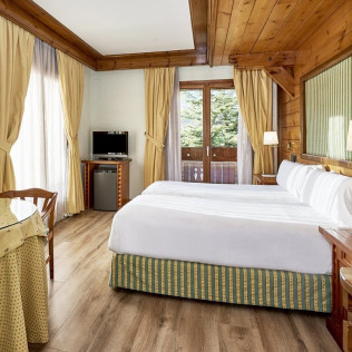 Escapada en Hotel Grèvol Spa 4* (D-J) (Llanars, Girona)