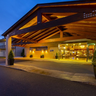 Circuito Spa, Masaje y Comida para dos en Hotel Spa Attica21 Villalba 4* (Villalba, Lugo)