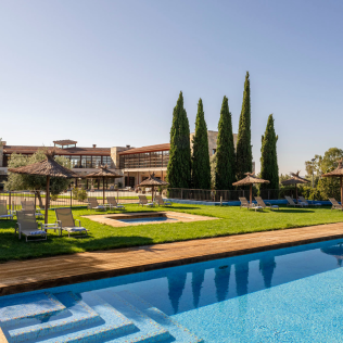 Escapada con Desayuno en Hotel Spa Villa Nazules 4* (Almonacid de Toledo, Toledo)