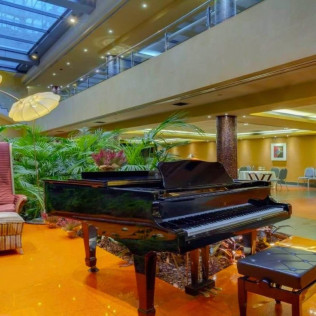 Escapada con Desayuno en Iberik Santo Domingo Plaza Hotel 4* (Oviedo, Asturias)