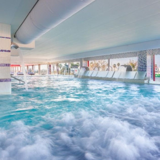 Escapada Romántica con Circuito Spa y Masaje en Alexandre Hotel Frontair Congress 4* (Barcelona)