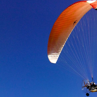 Vuelo en Parapente o Paratrike (Valladolid)