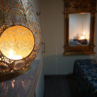 Paraiso in Love: Masaje Relajante, Baño de Espuma en Jacuzzi Privado y Bebida para dos en Ananda Spa (Barcelona)