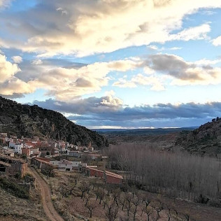 Escapada Rural con Desayuno en Hostería la Barbacana (Tramacastiel, Teruel)
