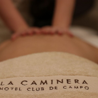 Circuito Spa, Masaje y Comida o Cena en Elaiwa spa del Hotel La Caminera Club de Campo 5* (Torrenueva, Ciudad Real)