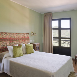 Escapada de 2 Noches con Desayuno en Hotel La Casona de la Roza 4* (Villaviciosa, Asturias)