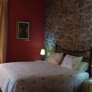 Escapada Rural de 2 Noches con Desayuno en Hotel La Era de Aracena 3* (Huelva)