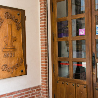 Escapada de 2 Noches con Desayuno en La Posada de Bayuela (Castillo de Bayuela, Toledo)