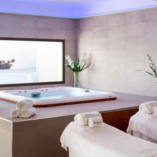 Bañera de Hidromasaje y Masaje Craneal en Spa Best Tenerife del Hotel Best Tenerife 4* (Santa Cruz de Tenerife)