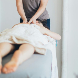 Masaje Relajante, Terapéutico, para Embarazadas o Facial Kobido a Domicilio (Madrid)