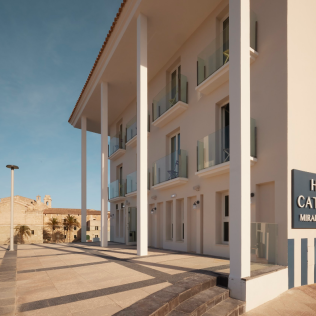 Circuito Spa y Masaje en Hotel Catalonia Mirador Des Port 4* (Maó, Menorca)
