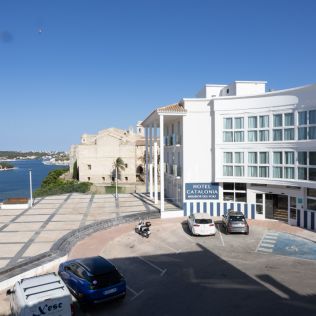 Circuito Spa y Masaje en Hotel Catalonia Mirador Des Port 4* (Maó, Menorca)