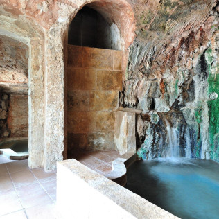 Piscina Termal Activa y Masaje a Elegir en Balneario Alhama de Aragón 4* (Zaragoza)