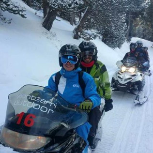 Moto de Nieve para dos (Pla de Beret, Lleida)