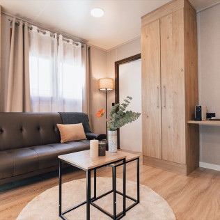 Escapada con Botella de Vino y Opción a Cena Degustación en Villa Suite de Natura Resorts (Casalarreina, La Rioja)
