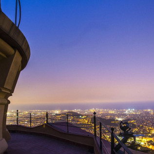 Visita Nocturna al Observatori Fabra: Visita al Museo y Cava (Barcelona)