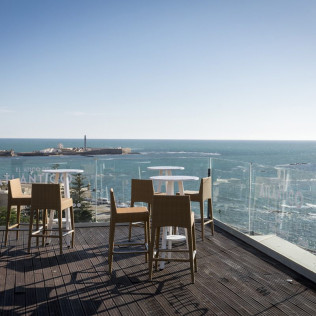 Escapada con Desayuno y Comida o Cena para dos personas en Parador de Cádiz (Cádiz)