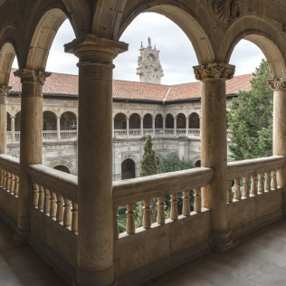 Mesa para dos: Comida o Cena para dos personas en Parador de León 5* (León)