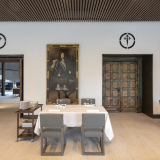 Mesa para dos: Comida o Cena para dos personas en Parador de León 5* (León)