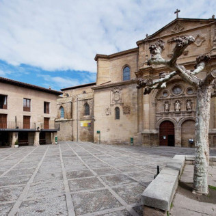 Mesa para dos: Comida o Cena para dos personas en Parador de Santo Domingo de la Calzada (La Rioja)