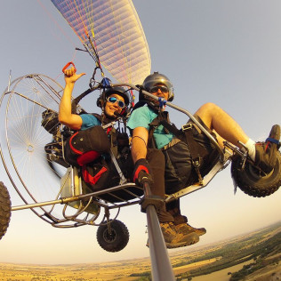 Vuelo en Paramotor con opción de Fotos y Vídeos (Campo Real, Madrid)