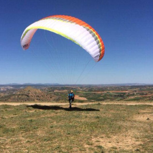 Vuelo en Parapente con Vídeo (Alarilla, Guadalajara)