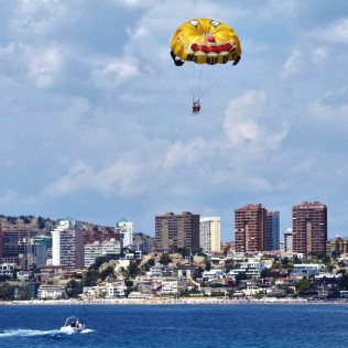 Parasailing (Benidorm, Alicante)