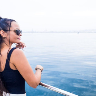Excursión en Catamarán con Baño y Comida (Altea, Alicante)