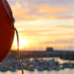 Paseo en Catamarán para Ver la Puesta de Sol con Copa de Cava (Dénia, Alicante)