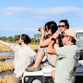 Ruta en 4x4 y Paseo en Barco con Degustación por el Delta del Ebro (Tarragona)