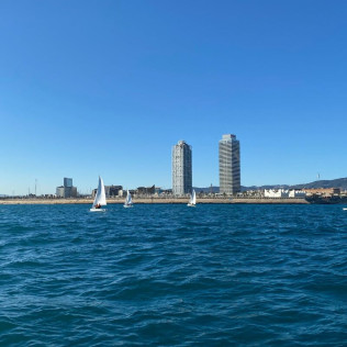 Paseo en Velero por el Litoral Barcelonés (Barcelona)