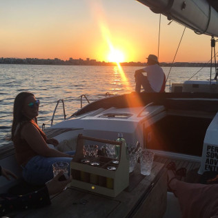 Paseo Privado en Velero para dos (Valencia)