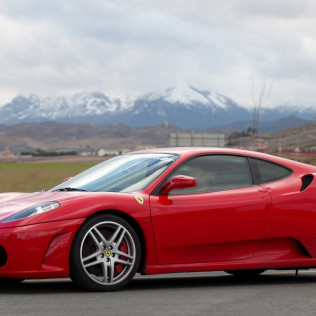 Pilotar una Avioneta y Conducir un Ferrari por Carretera (Madrid)